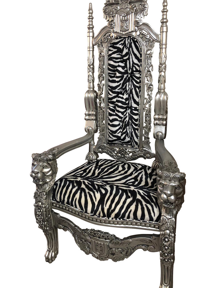 striped throne rental in Milan Italy